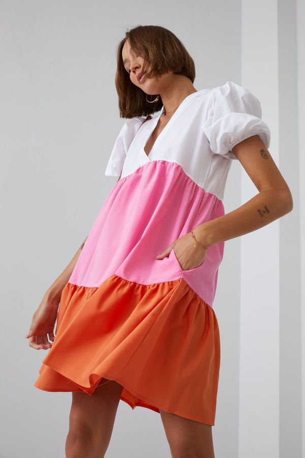 FASARDI Lichoběžníkové oversize šaty s nabíranými rukávy růžové a oranžové