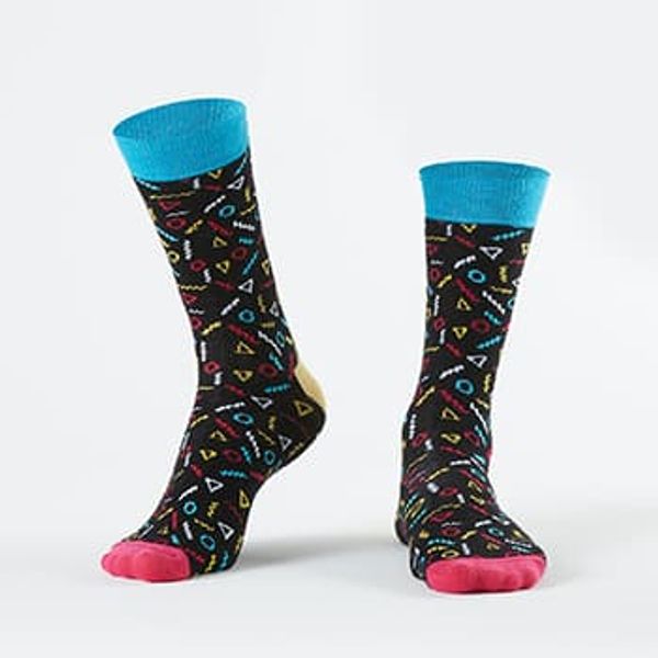 FASARDI Pánské černé ponožky s geometrickými obrazci