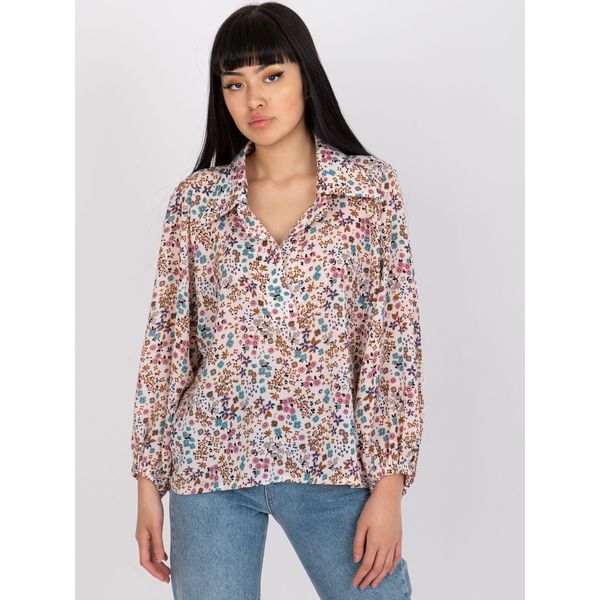 Fashionhunters Airy beige blouse with a floral print ZULUNA