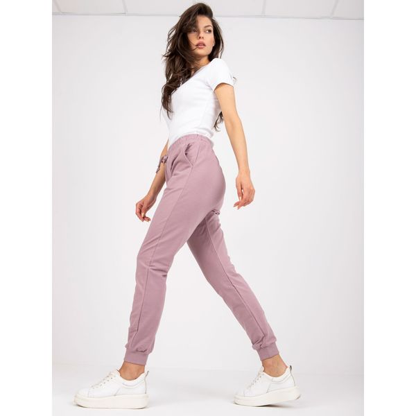Fashionhunters Basic high waist sweatpants in dusty pink