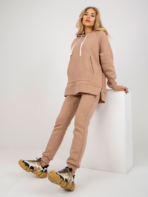 Fashionhunters Basic set of camel tracksuit with oversized sweatshirt