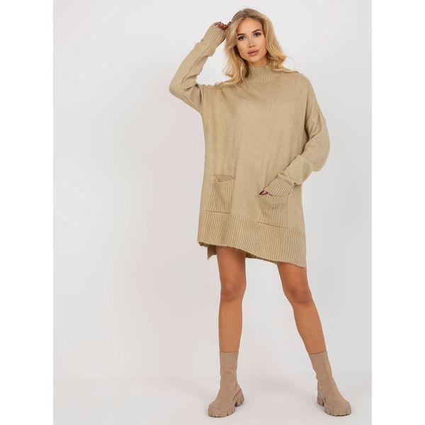 Fashionhunters Beige long oversize sweater with pockets and a turtleneck