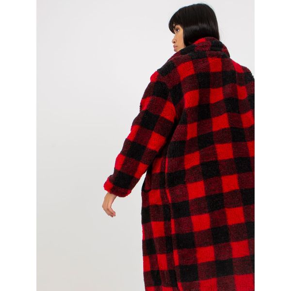 Fashionhunters Black and red women's oversize fur coat