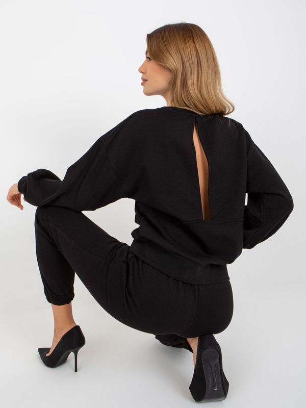 Fashionhunters Black casual set with sweatshirt with open back