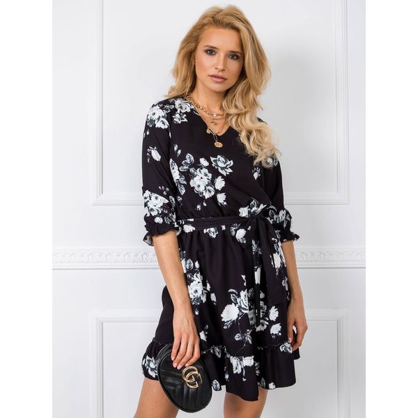 Fashionhunters Black dress with artificial flowers