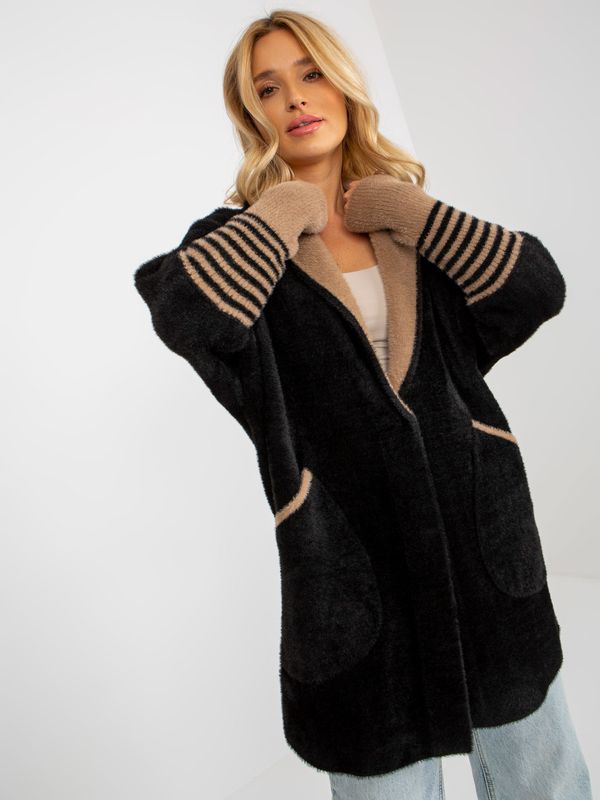 Fashionhunters Black loose coat made of alpaca with mixed wool