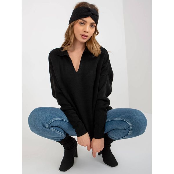 Fashionhunters Black plain oversize sweater with a collar