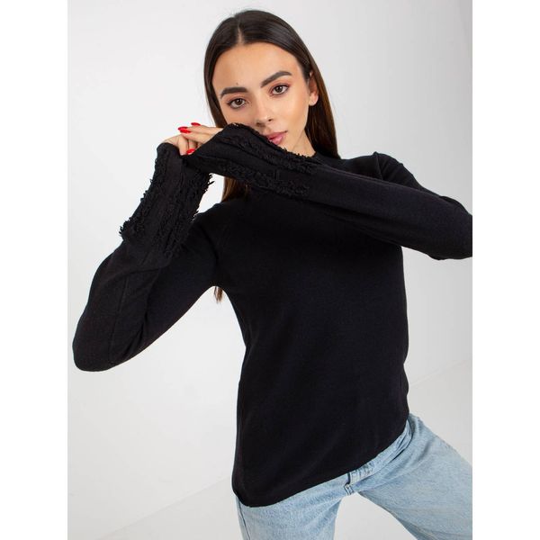 Fashionhunters Black plain turtleneck sweater with long sleeves