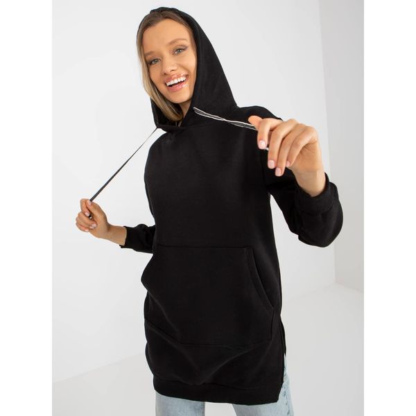 Fashionhunters Black smooth kangaroo sweatshirt with a hood