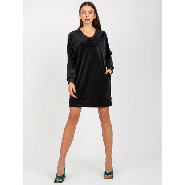 Fashionhunters Black velor dress with a triangle neckline from RUE PARIS