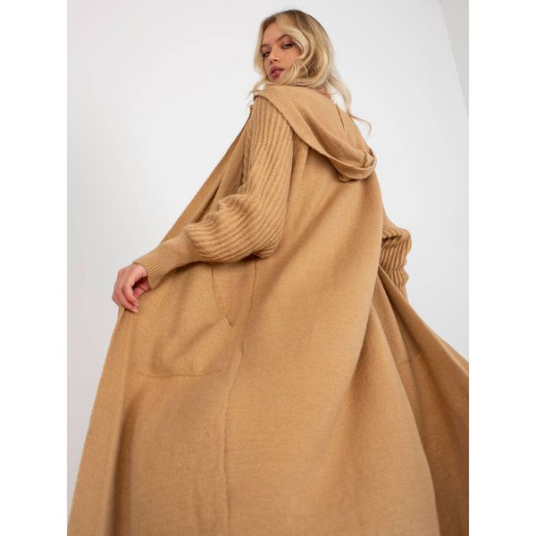 Fashionhunters Camel maxi cardigan with pockets and a hood