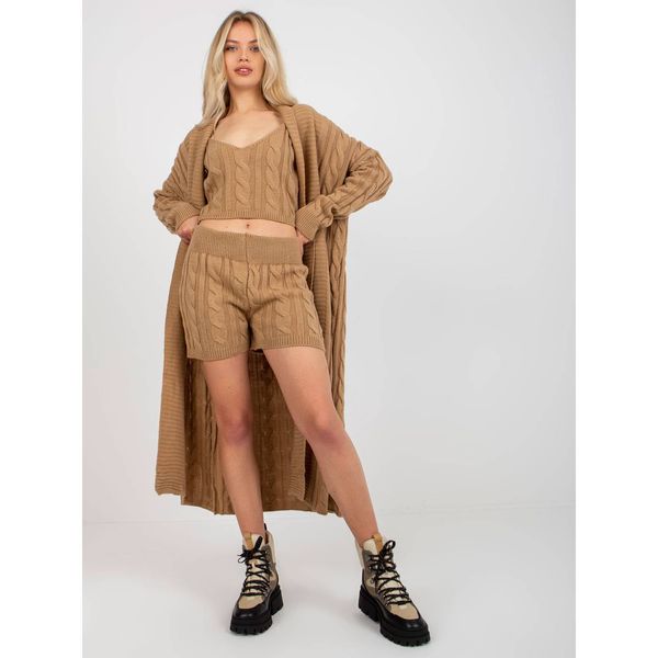 Fashionhunters Camel three-piece knitted set with a top and shorts