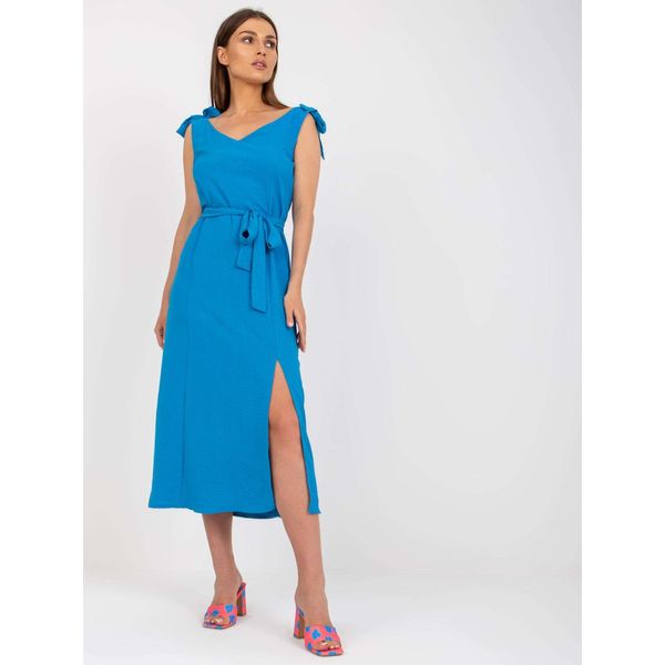 Fashionhunters Casual blue dress with a V-neck RUE PARIS