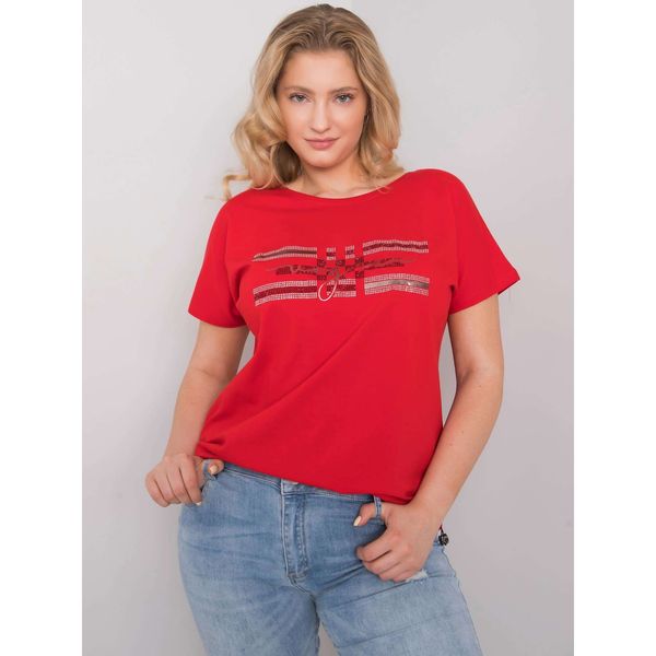 Fashionhunters Czerwona bluzka plus size z ozdobnymi paskami