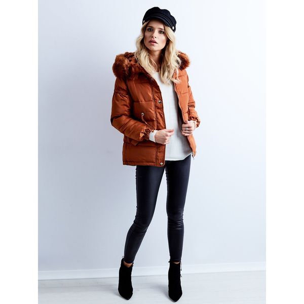 Fashionhunters Damska brązowa pikowana kurtka zimowa