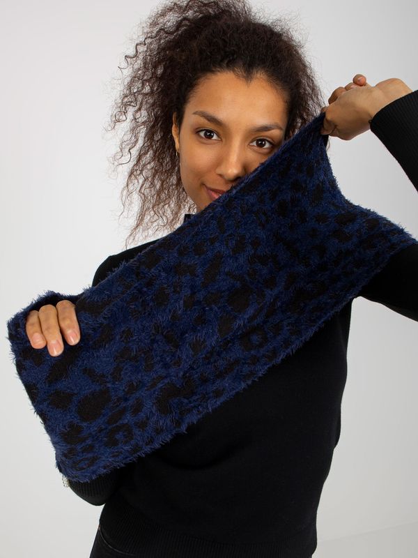 Fashionhunters Dark blue-black patterned women's winter scarf