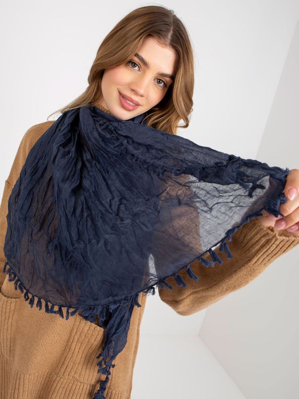 Fashionhunters Dark blue women's scarf with pleated