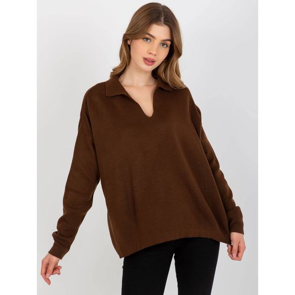 Fashionhunters Dark brown plain oversize sweater with a collar