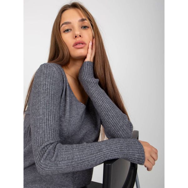 Fashionhunters Dark gray classic V-neck sweater