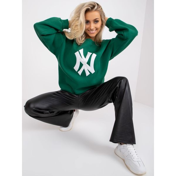 Fashionhunters Dark green oversized sweatshirt made of Auriane cotton