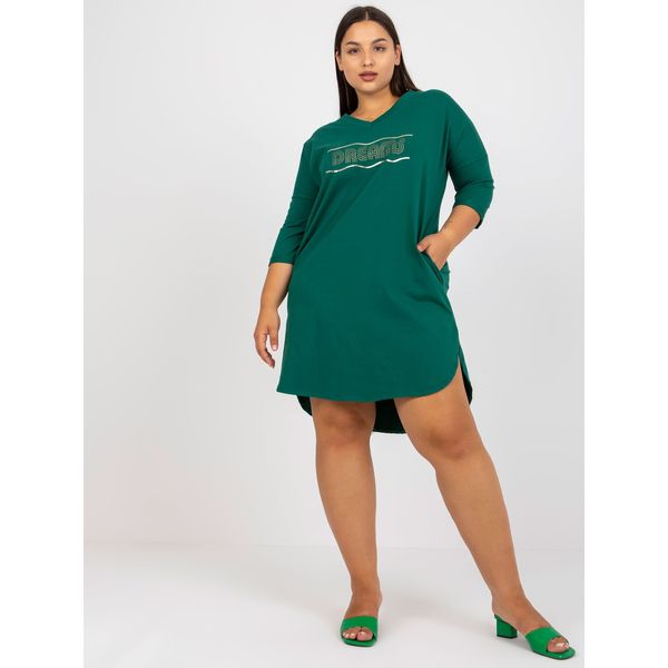 Fashionhunters Dark green plus size cotton tunic with pockets