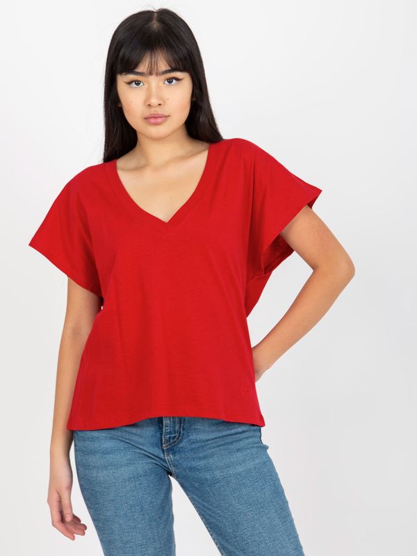 Fashionhunters Dark red monochrome V-neck T-shirt by MAYFLIES
