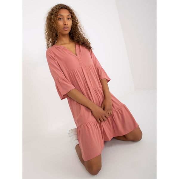 Fashionhunters Dusty pink dress with a frill and V-neck SUBLEVEL