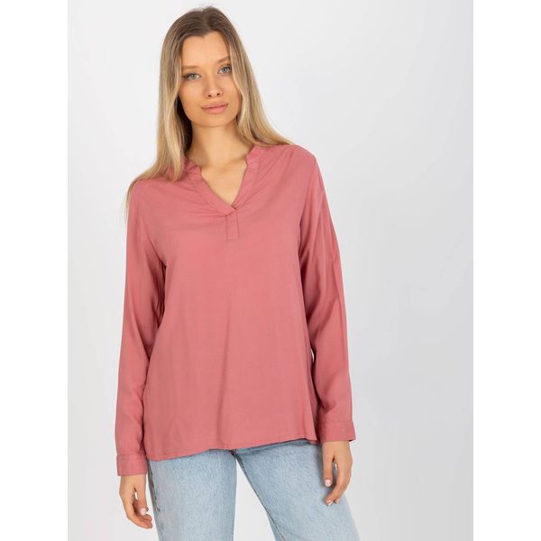 Fashionhunters Dusty pink smooth blouse with SUBLEVEL neckline