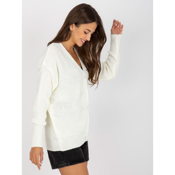 Fashionhunters Ecru cardigan with V-neck RUE PARIS