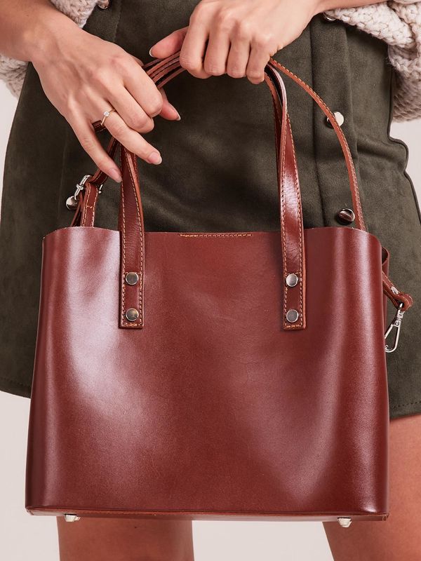 Fashionhunters Elegant brown leather handbag