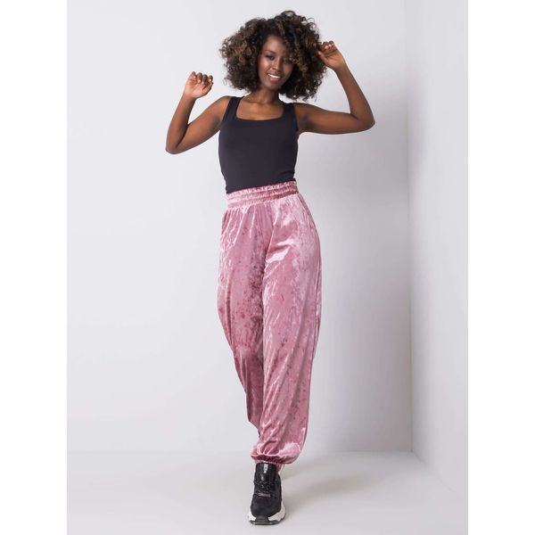 Fashionhunters Emmeli RUE PARIS pink velor sweatpants