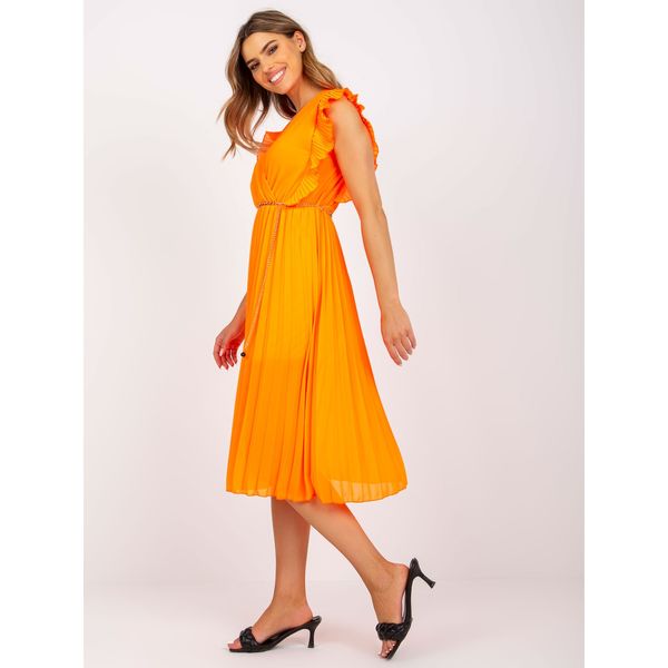 Fashionhunters Fluo orange airy midi dress with pleating
