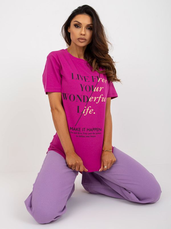 Fashionhunters Fuchsia women's T-shirt with cotton inscriptions