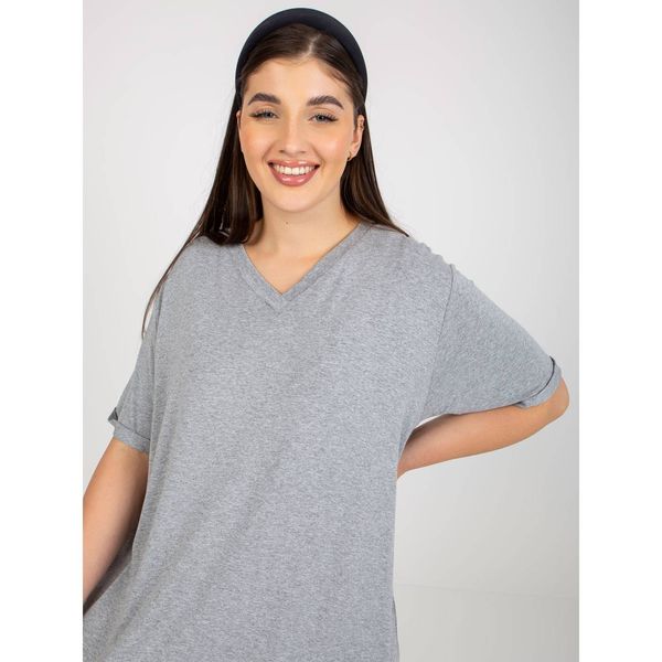 Fashionhunters Gray plain plus size blouse with V-neckline