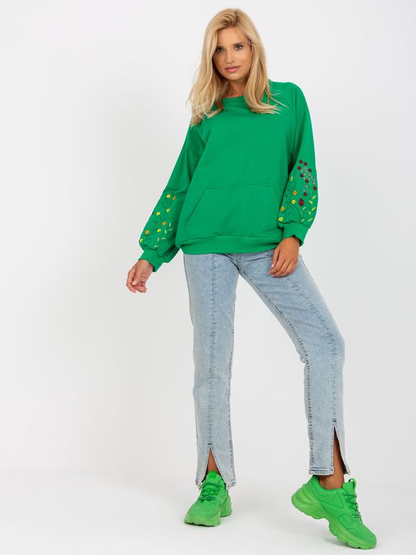 Fashionhunters Green hoodie with embroidery RUE PARIS