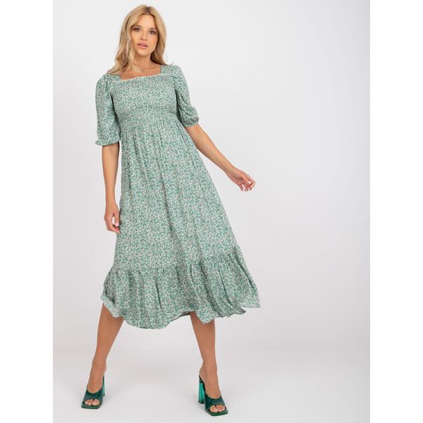 Fashionhunters Green midi dress with short sleeves RUE PARIS