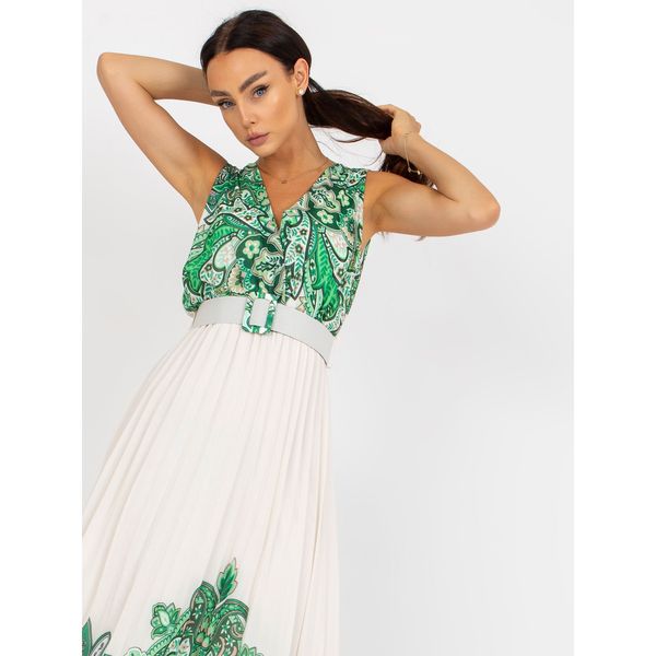 Fashionhunters Green one size pleated midi dress with a belt