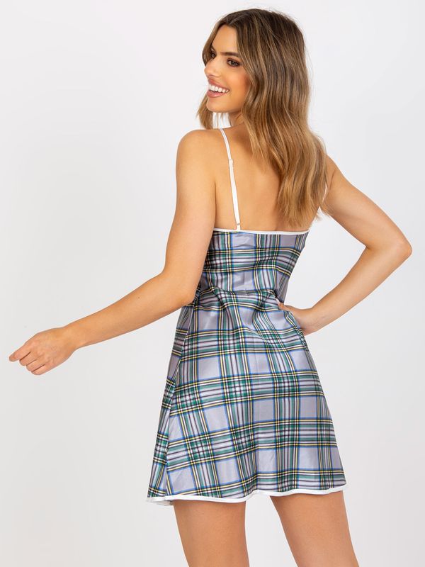 Fashionhunters Grey short plaid nightgown