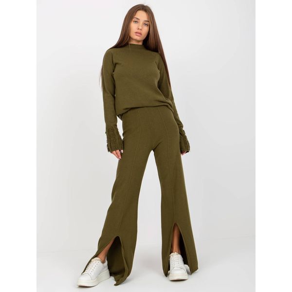 Fashionhunters Khaki knitted trousers with a slit and an elastic waistband