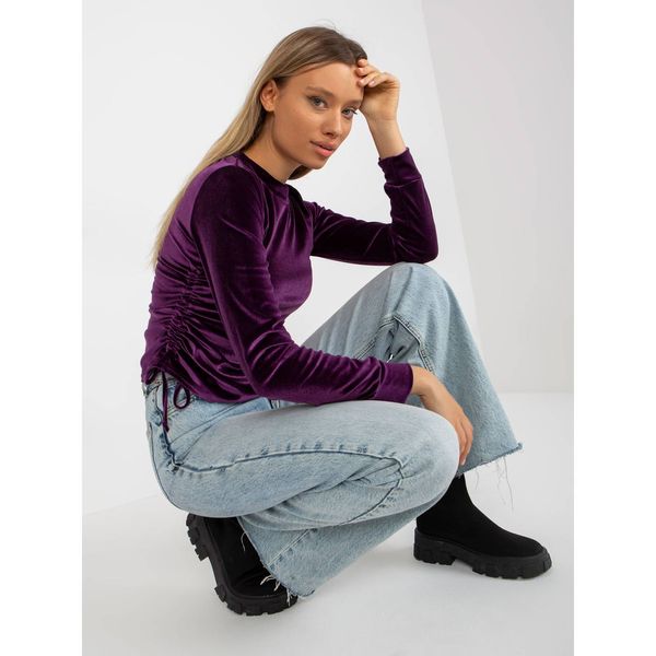 Fashionhunters Ladies' dark purple velor blouse with welts