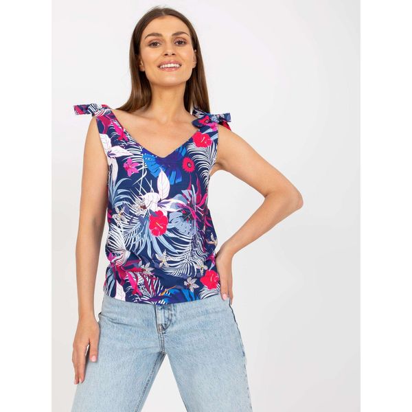 Fashionhunters Ladies' navy blue top with summer prints from RUE PARIS