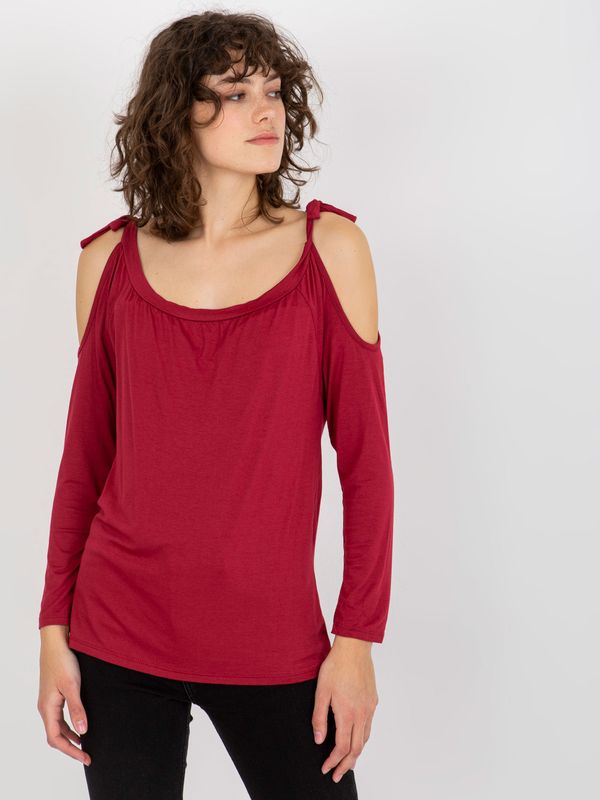 Fashionhunters Lady's blouse with exposed shoulders - burgundy