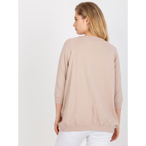 Fashionhunters Light beige everyday plus size blouse with 3/4 sleeves