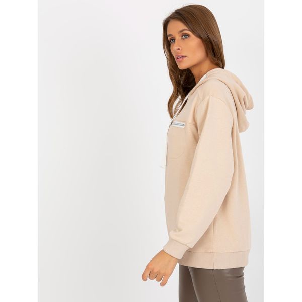 Fashionhunters Light beige sweatshirt with a hood and drawstrings