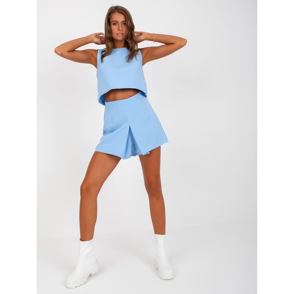Fashionhunters Light blue two-piece elegant set with shorts