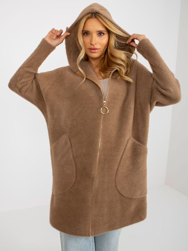 Fashionhunters Light brown coat made of alpaca with an admixture of wool