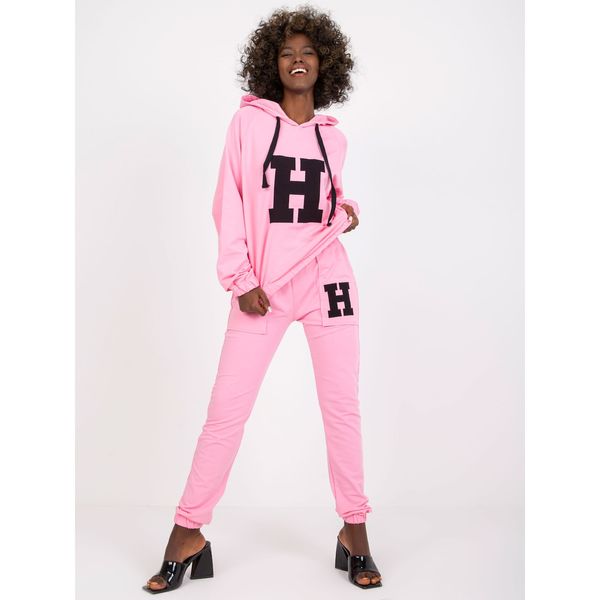 Fashionhunters Light pink cotton sweatshirt set with pockets from Natela
