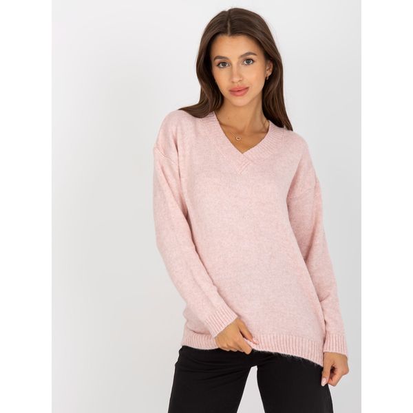 Fashionhunters Light pink knitted classic RUE PARIS sweater