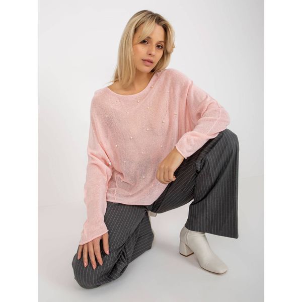 Fashionhunters Light pink loose classic sweater with an application