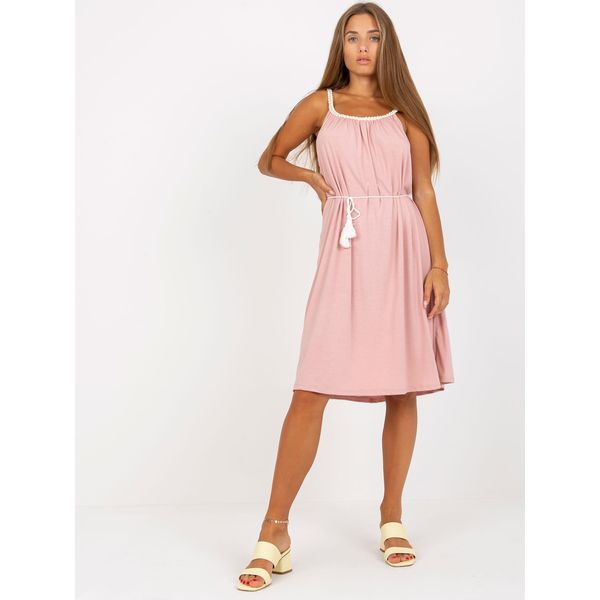 Fashionhunters Light pink summer dress made of viscose